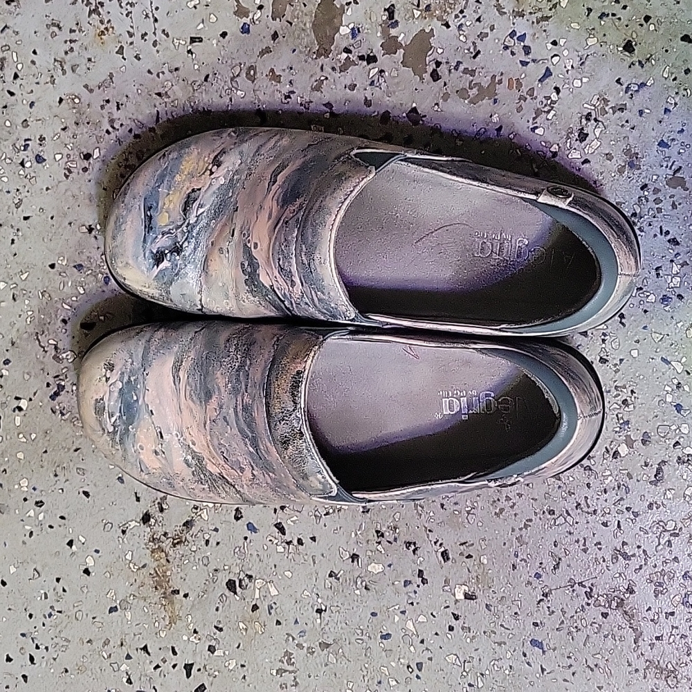 Alegria nurse clogs